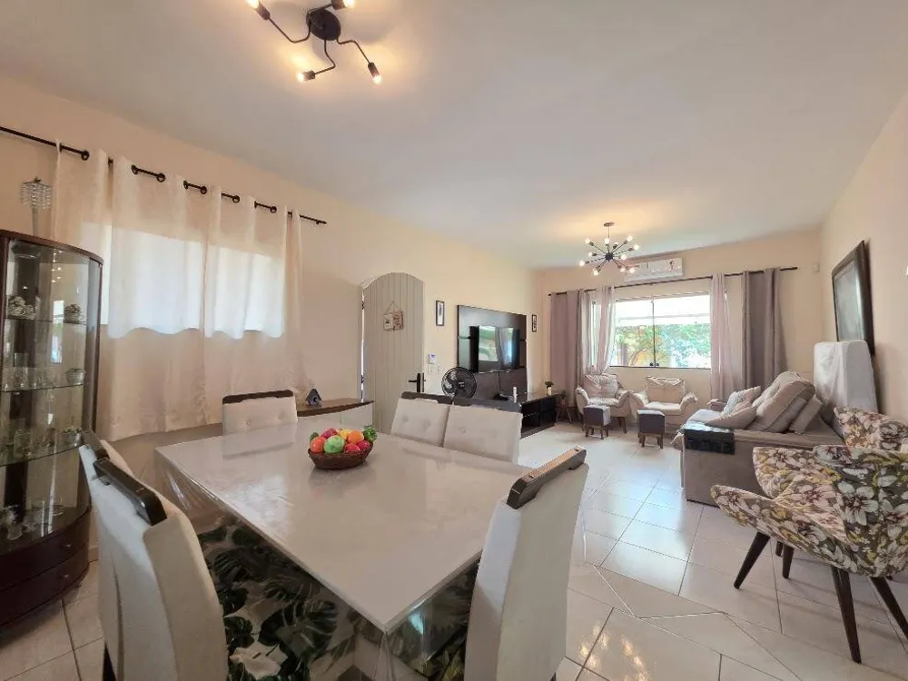 Casa, 3 quartos, 180 m² - Foto 4