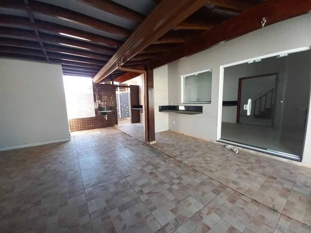 Casa, 4 quartos, 240 m² - Foto 12