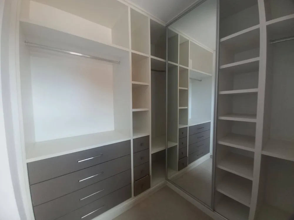 Casa, 4 quartos, 215 m² - Foto 9