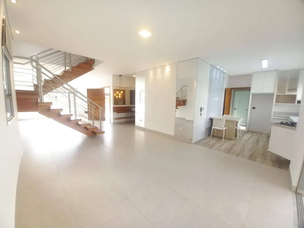 Casa, 4 quartos, 215 m² - Foto 10