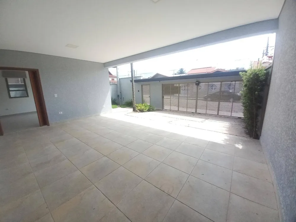 Casa, 4 quartos, 215 m² - Foto 9