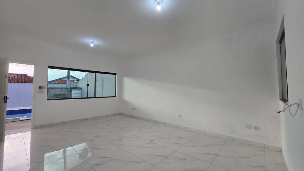 Casa, 4 quartos, 213 m² - Foto 2