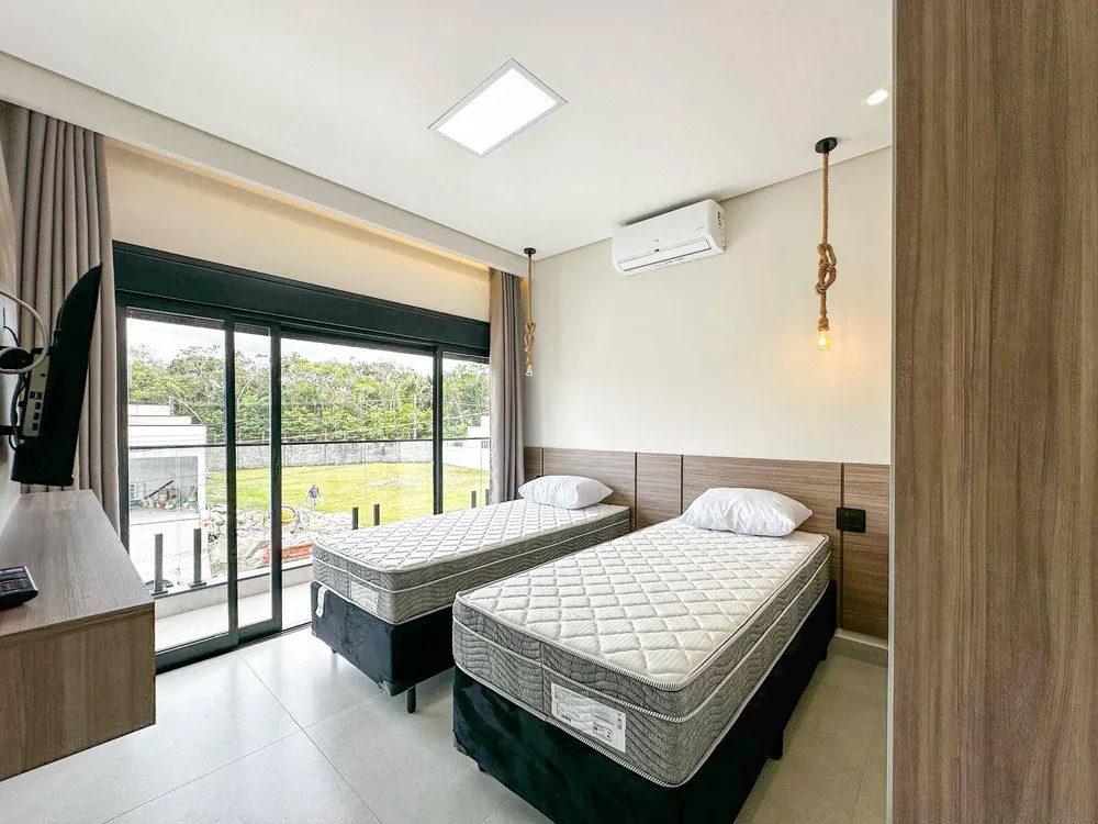 Casa, 6 quartos, 294 m² - Foto 11