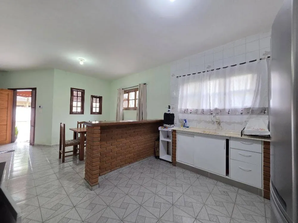 Casa, 3 quartos, 140 m² - Foto 2