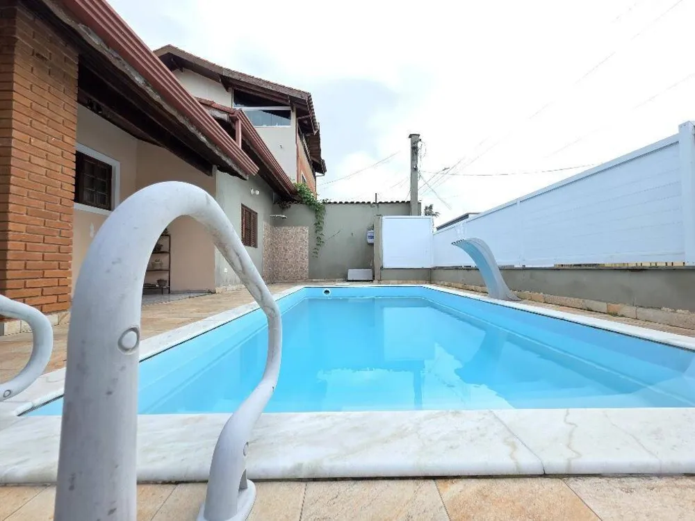 Casa, 3 quartos, 140 m² - Foto 1