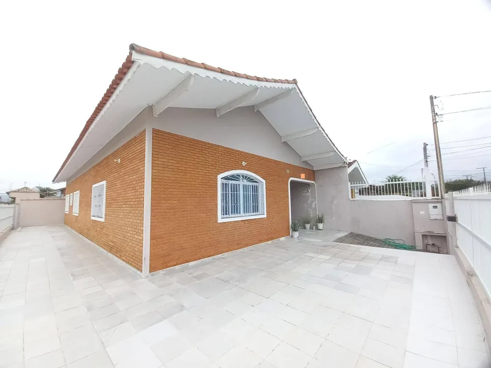 Casa, 4 quartos, 146 m² - Foto 1