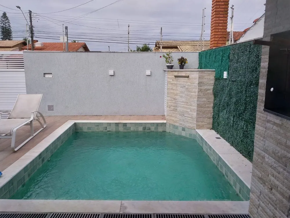 Casa, 4 quartos, 207 m² - Foto 1