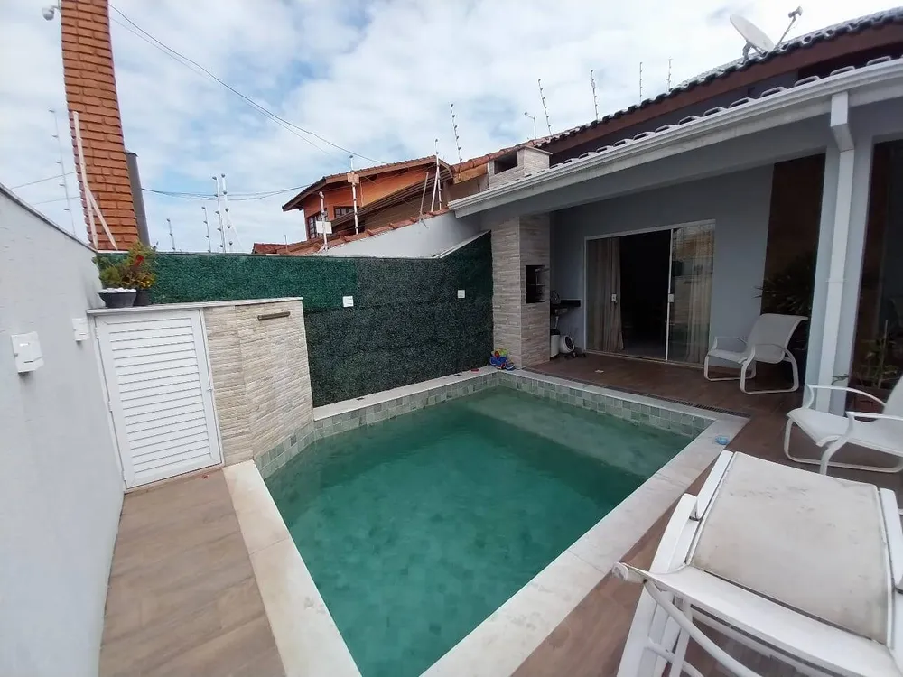 Casa, 4 quartos, 207 m² - Foto 2
