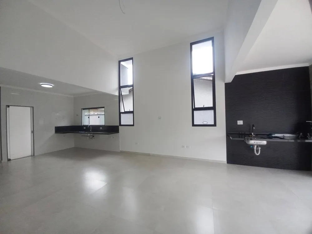 Casa, 3 quartos, 126 m² - Foto 1