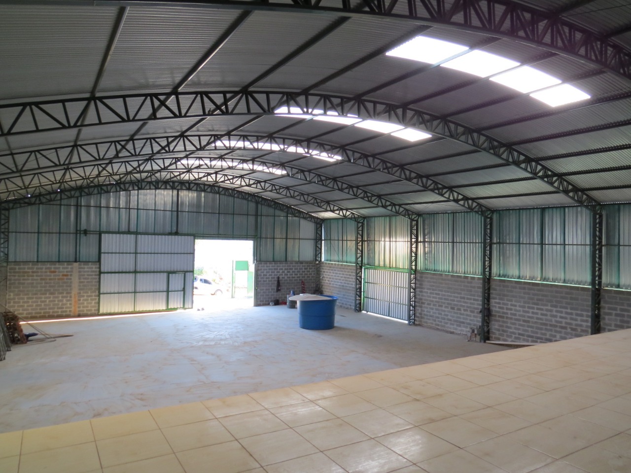 Depósito-Galpão-Armazém para alugar, 600m² - Foto 3