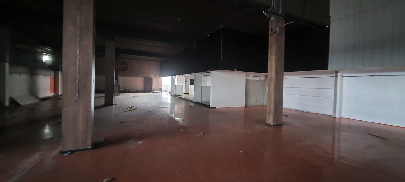 Loja-Salão para alugar, 1350m² - Foto 9