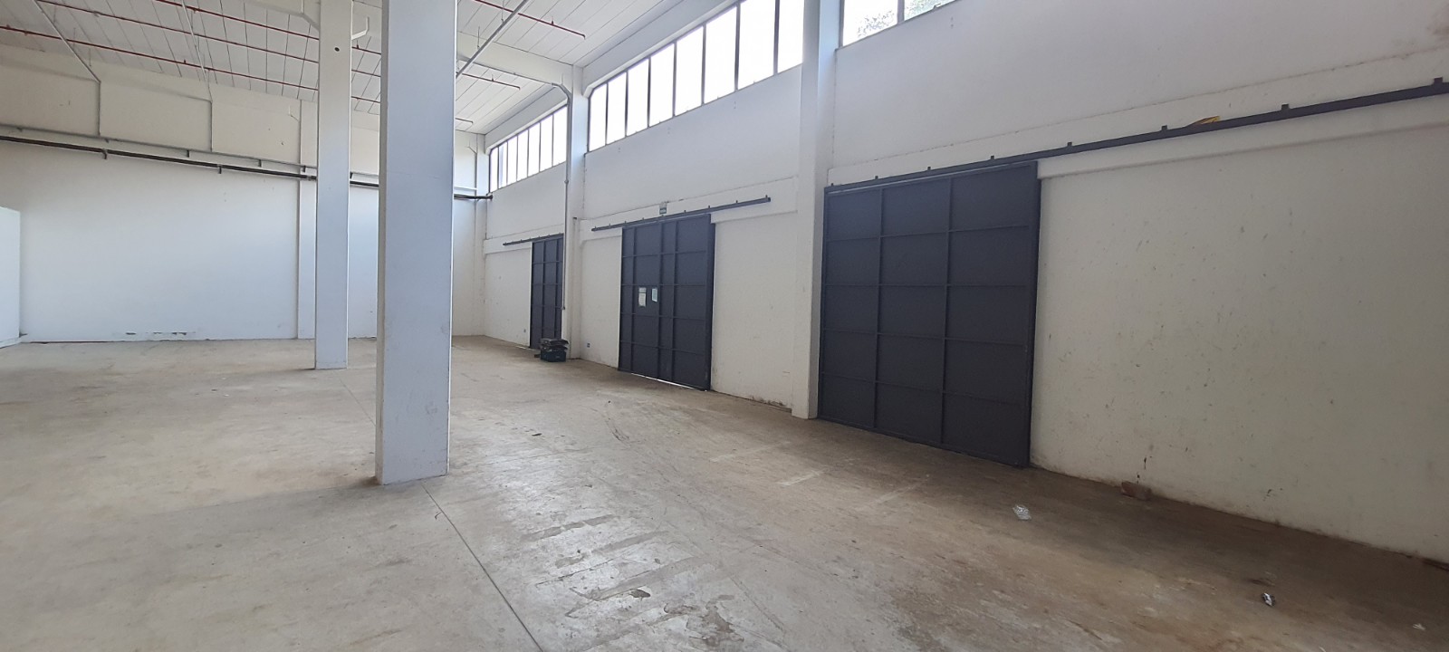 Loja-Salão para alugar, 1350m² - Foto 2