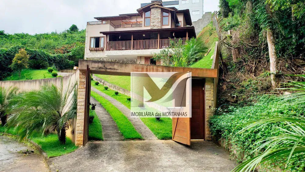 Casa, 5 quartos, 360 m² - Foto 1