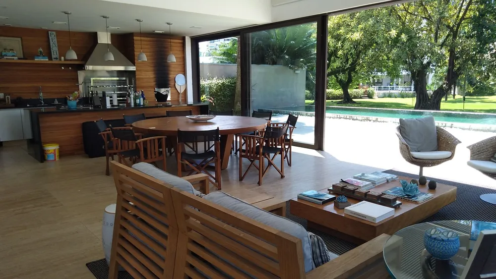 Casa, 7 quartos, 650 m² - Foto 1