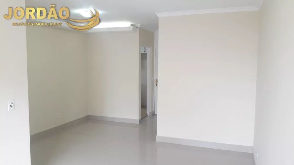 Apartamento para alugar com 3 quartos, 75m² - Foto 2