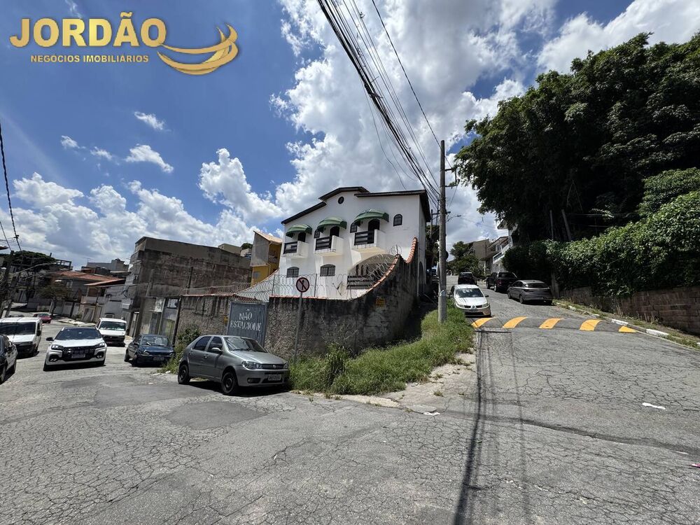 Casa, 3 quartos, 207 m² - Foto 2
