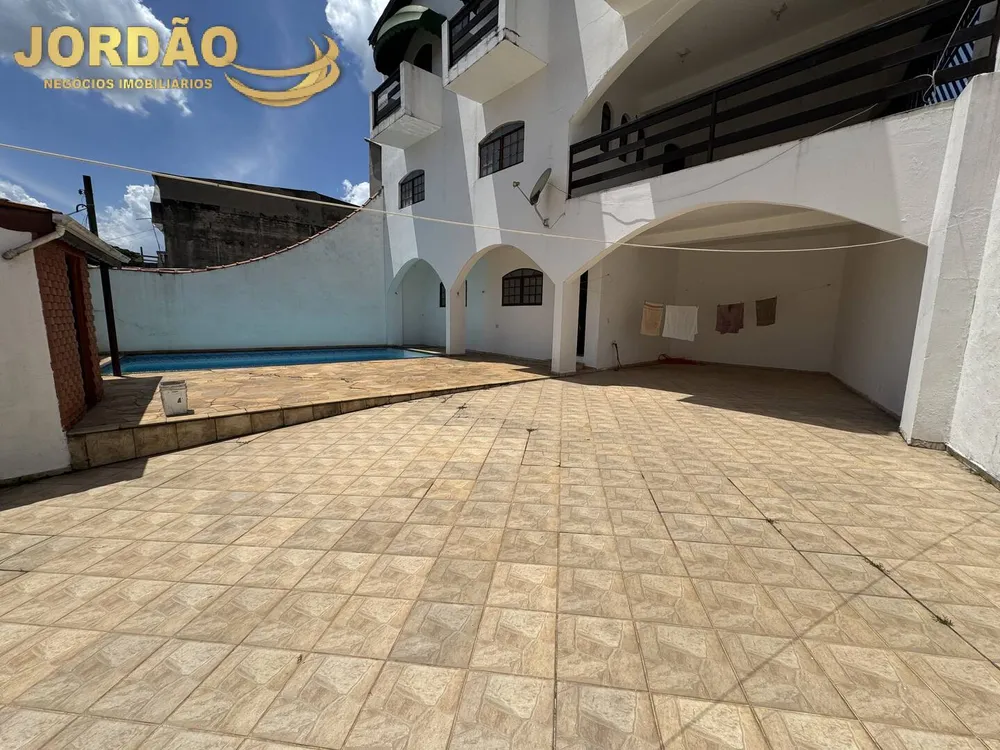 Casa, 3 quartos, 207 m² - Foto 6