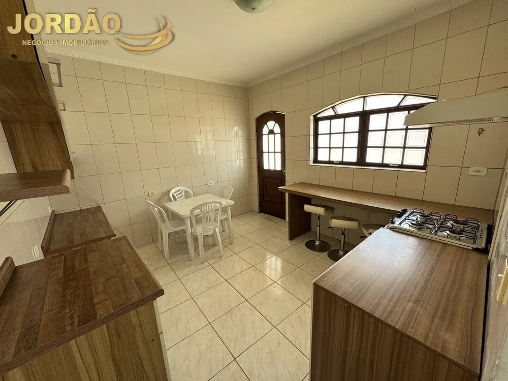 Casa, 3 quartos, 207 m² - Foto 11