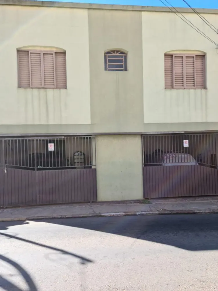 Casa, 4 quartos, 226 m² - Foto 1