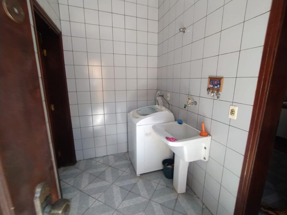 Casa, 3 quartos, 241 m² - Foto 7