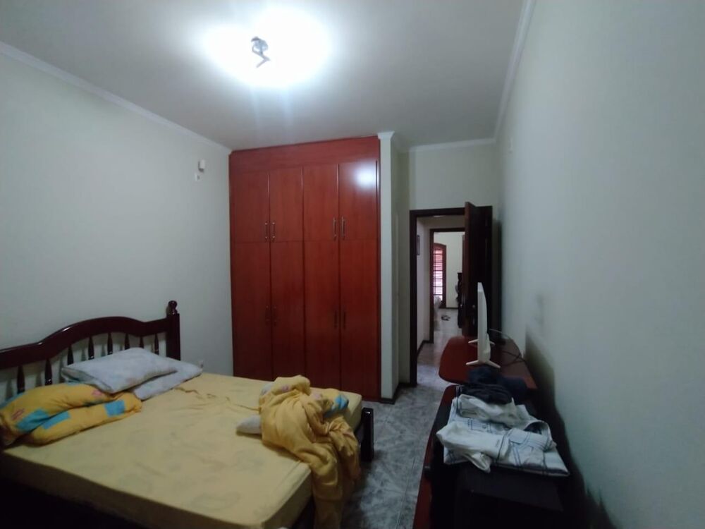 Casa, 3 quartos, 241 m² - Foto 4