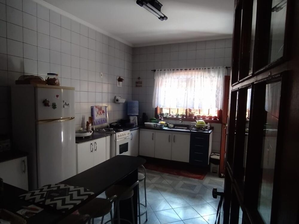 Casa, 3 quartos, 241 m² - Foto 9