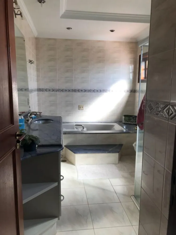 Casa, 4 quartos, 380 m² - Foto 16