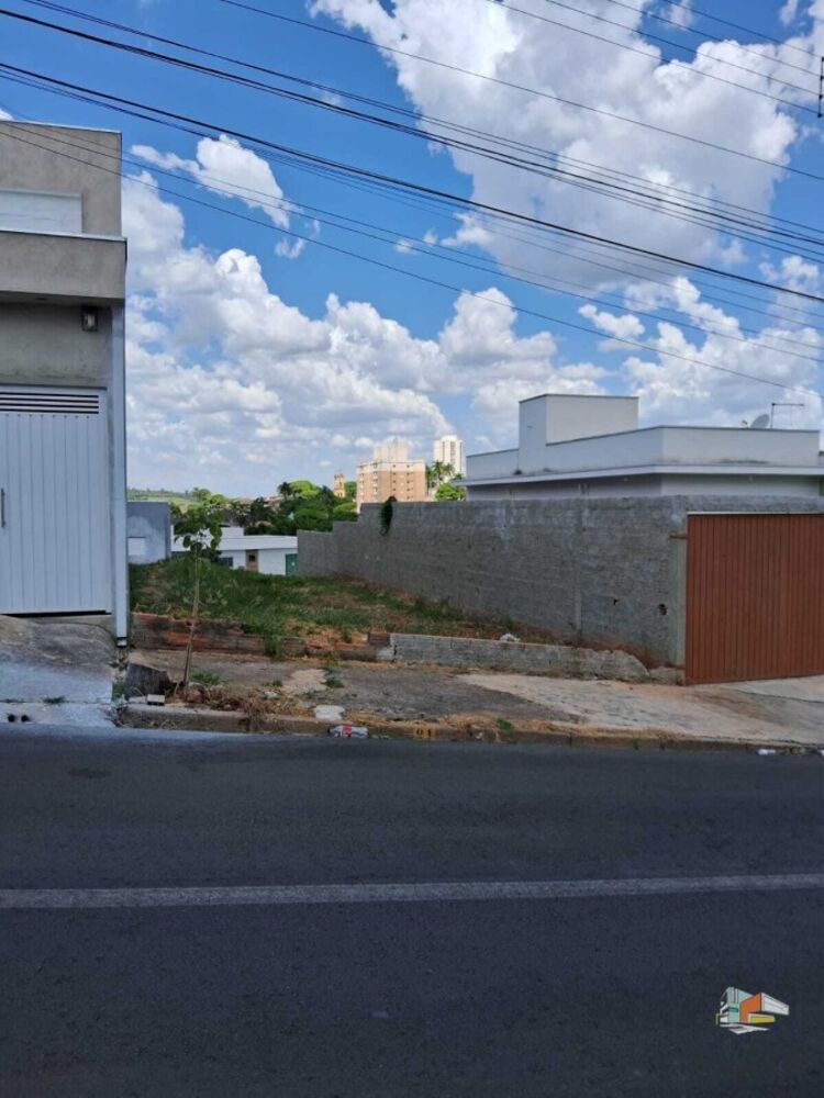 Terreno à venda, 210m² - Foto 2