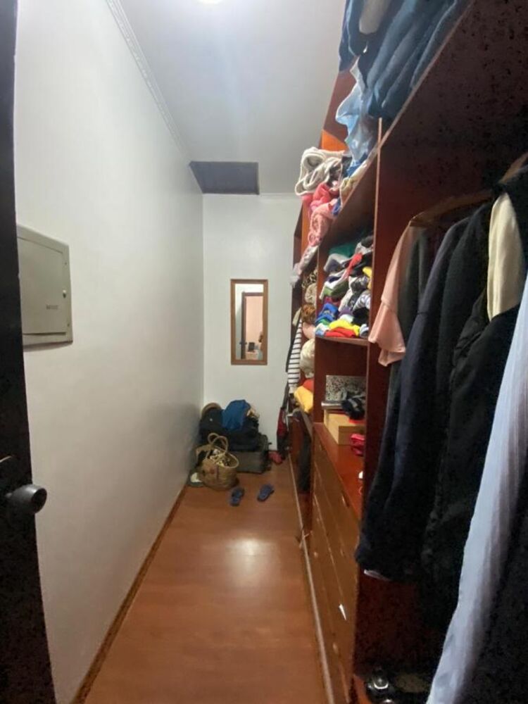 Casa à venda com 4 quartos, 300m² - Foto 10