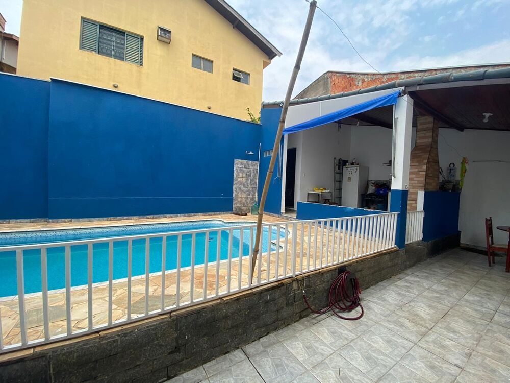 Casa à venda com 4 quartos, 300m² - Foto 5