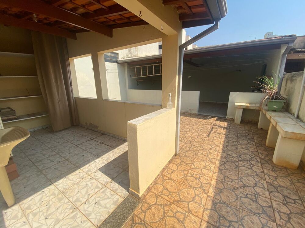 Casa à venda com 2 quartos, 222m² - Foto 8