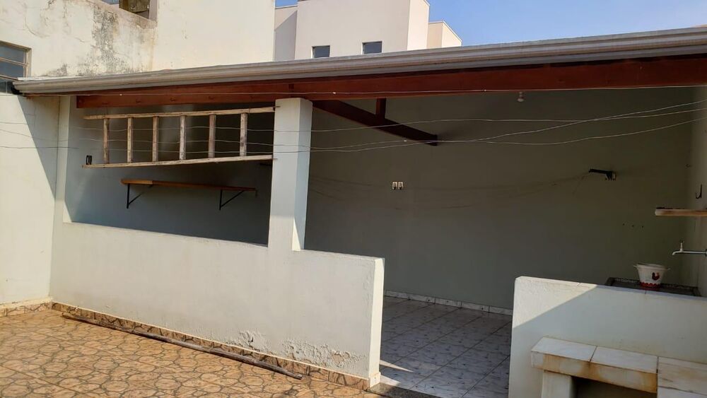 Casa à venda com 2 quartos, 222m² - Foto 10