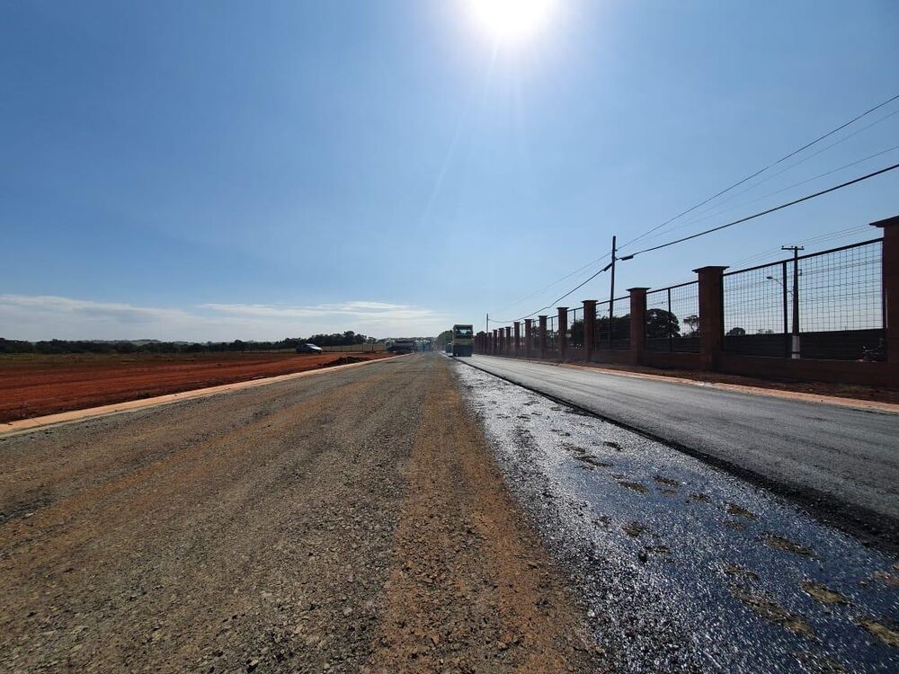 Prédio Inteiro - Foto 1