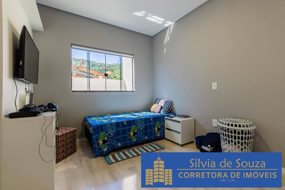 Casa, 3 quartos, 240 m² - Foto 3