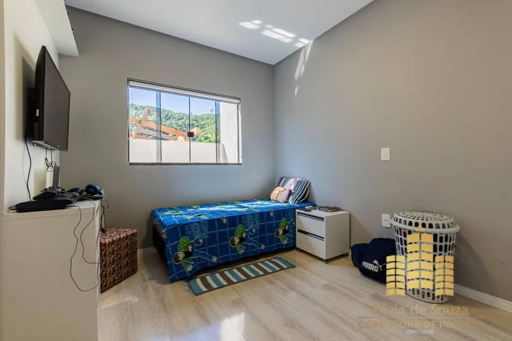 Casa, 3 quartos, 240 m² - Foto 6