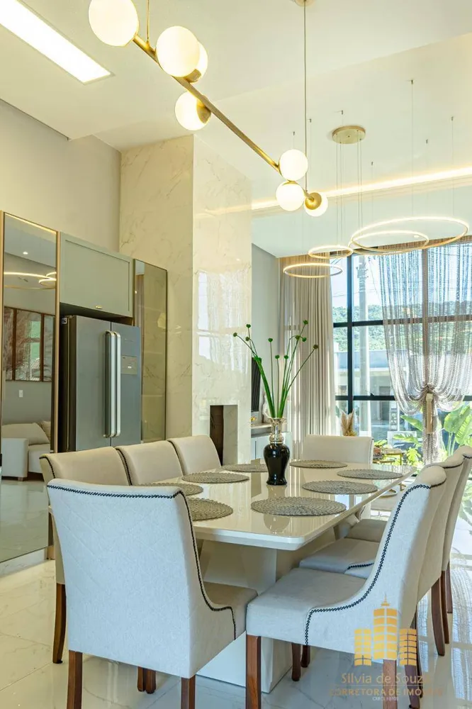 Casa, 3 quartos, 240 m² - Foto 1