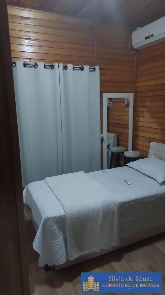 Casa à venda com 3 quartos, 90m² - Foto 4