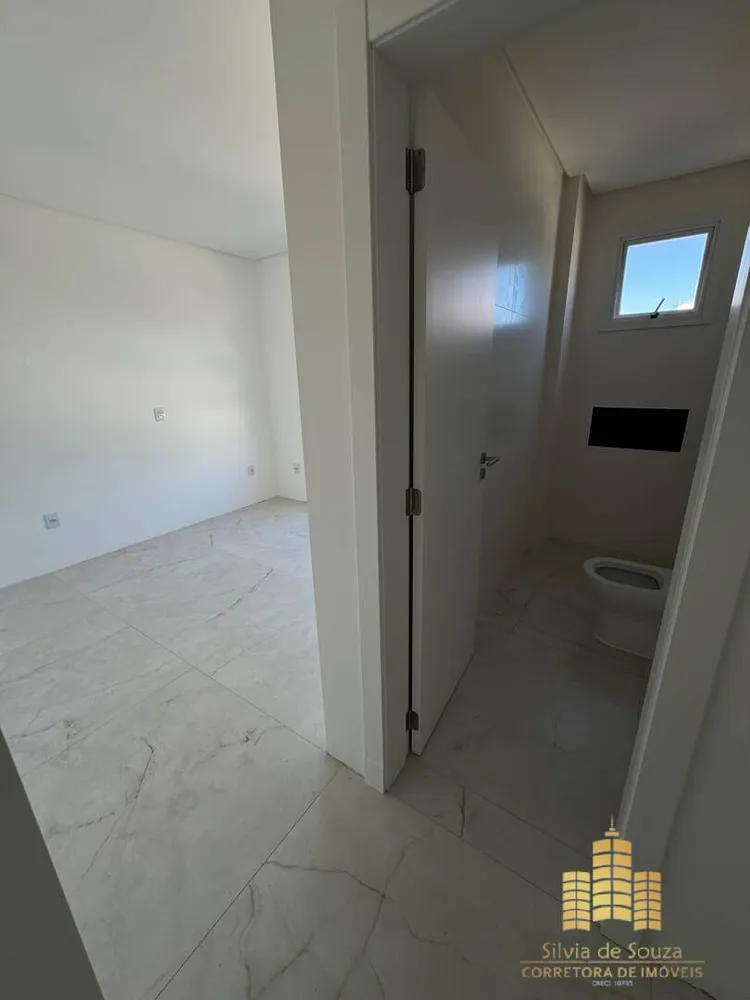 Apartamento, 3 quartos, 121 m² - Foto 3