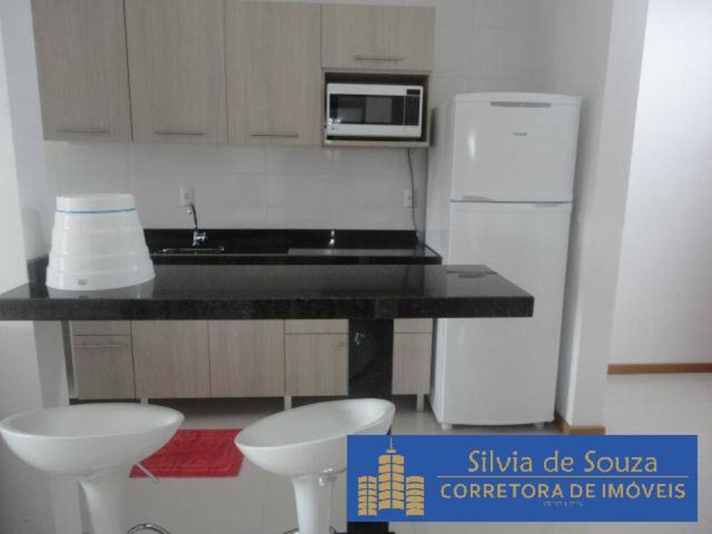 Apartamento para alugar com 2 quartos, 70m² - Foto 2
