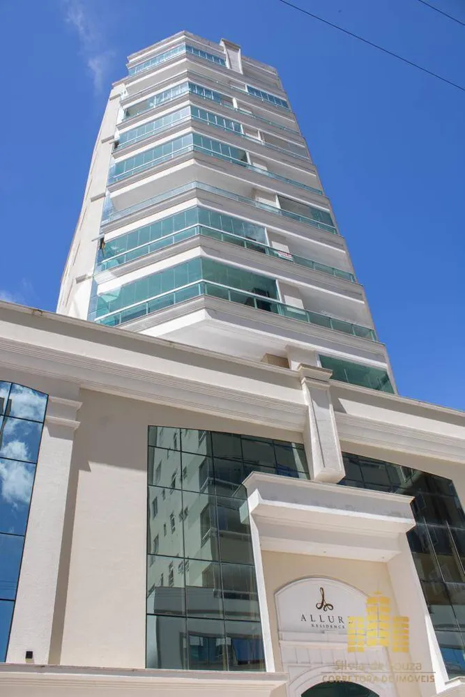 Apartamento, 3 quartos, 130 m² - Foto 1