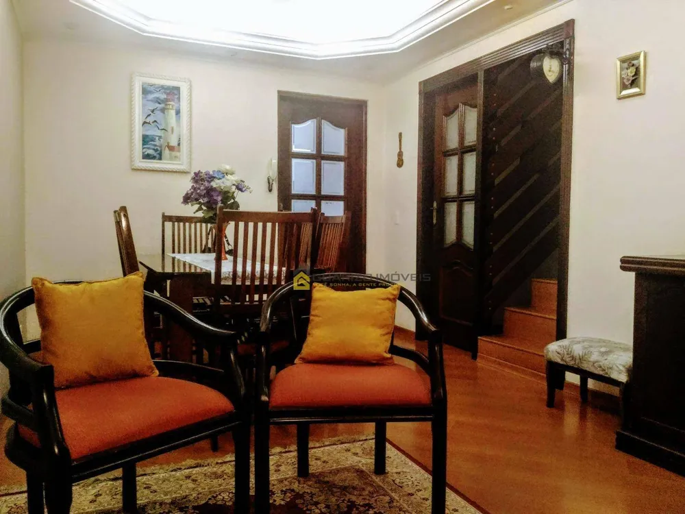 Sobrado, 5 quartos, 212 m² - Foto 2