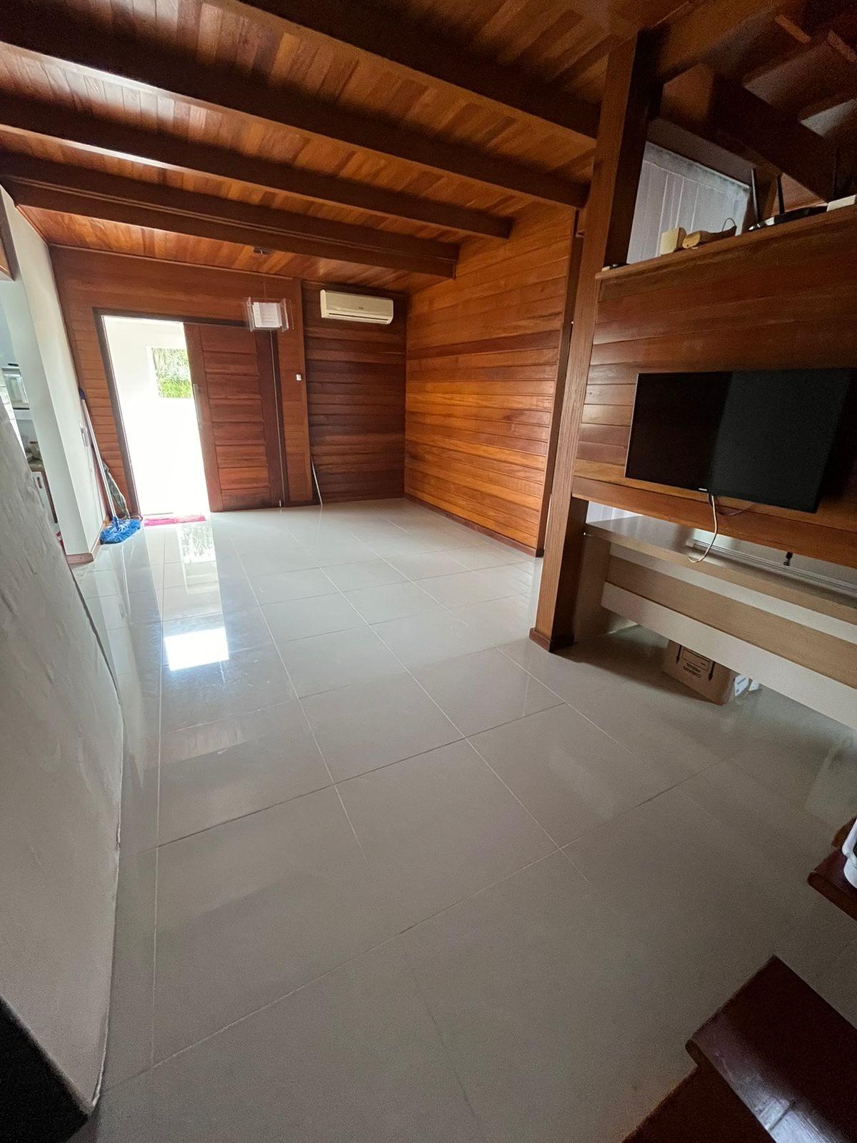 Casa à venda com 2 quartos, 140m² - Foto 12