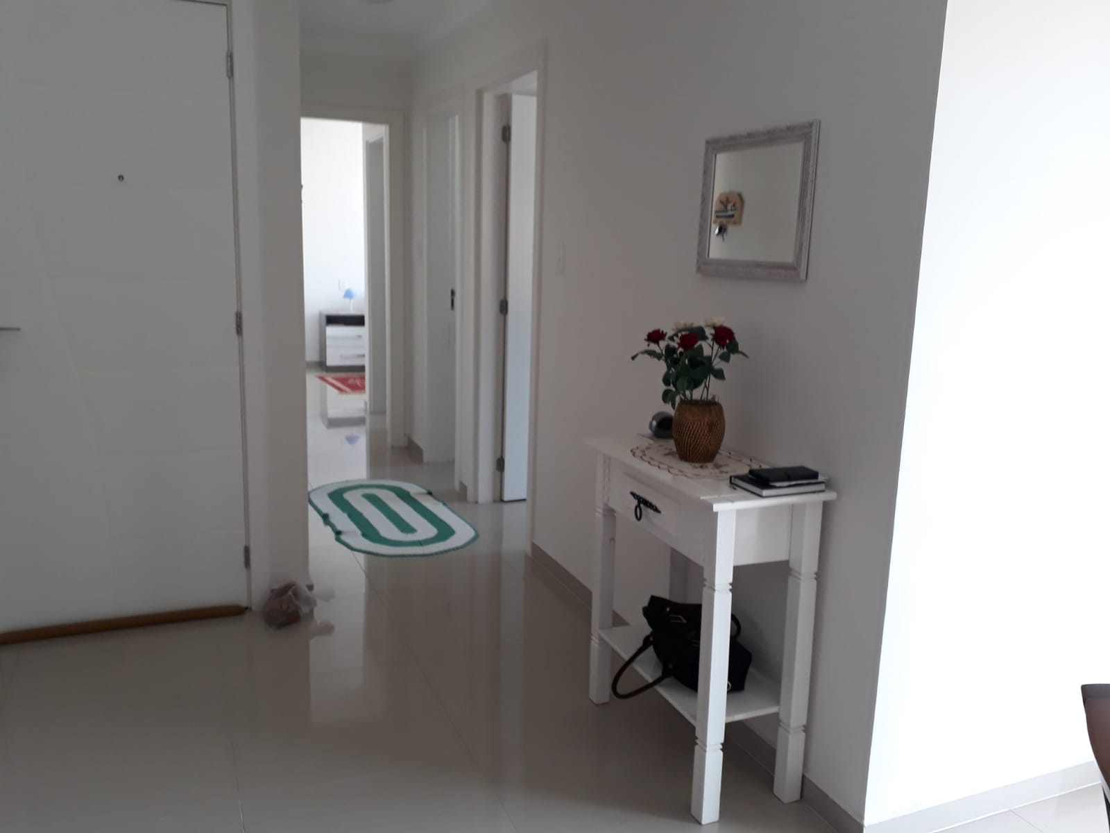 Apartamento à venda com 2 quartos, 102m² - Foto 2