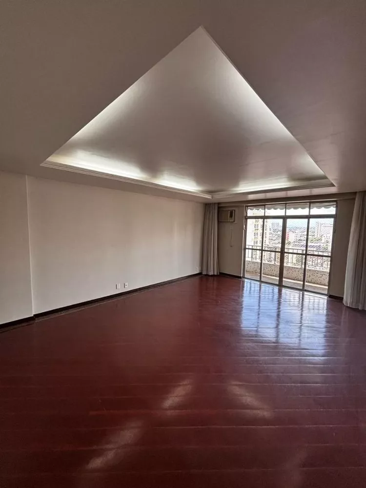 Apartamento, 3 quartos, 120 m² - Foto 1