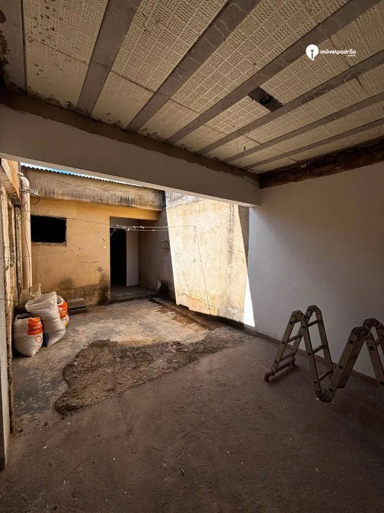Casa, 3 quartos, 250 m² - Foto 14