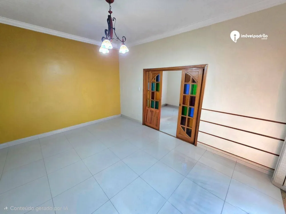 Casa, 3 quartos, 240 m² - Foto 21