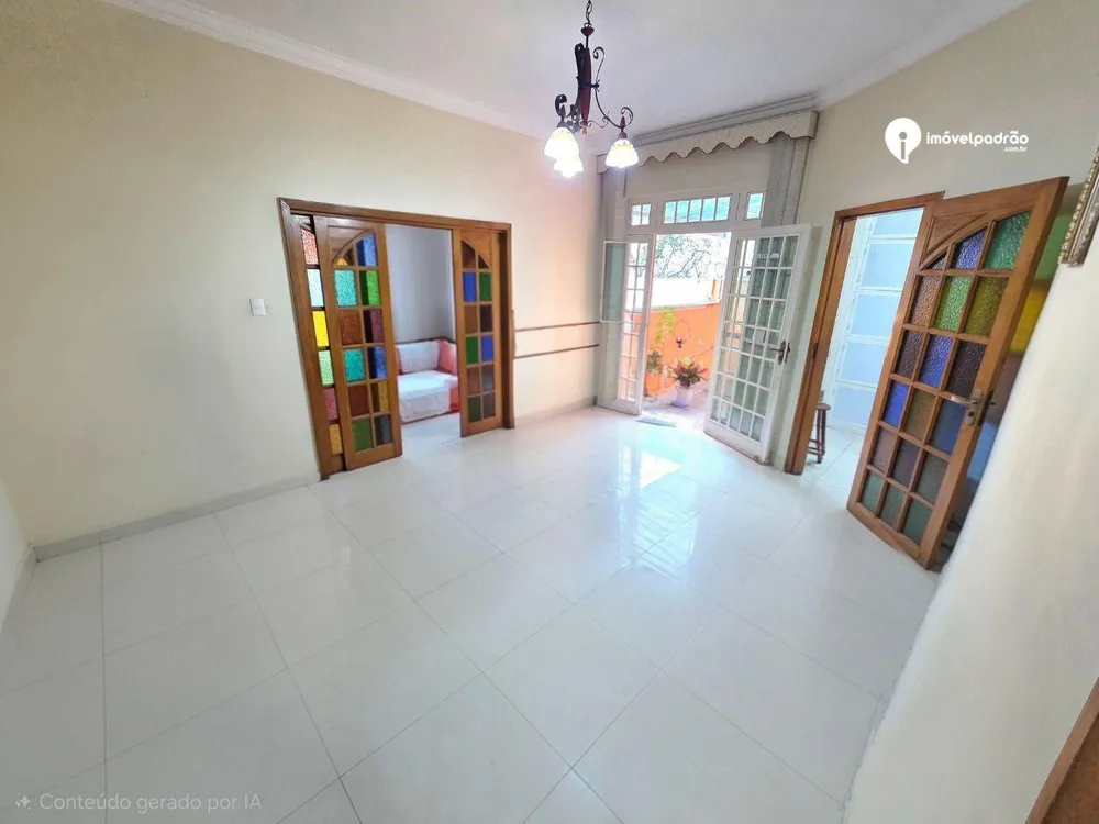 Casa, 3 quartos, 240 m² - Foto 24