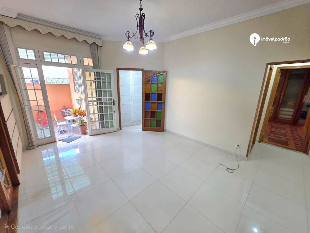 Casa, 3 quartos, 240 m² - Foto 23