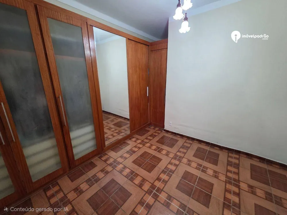 Casa, 3 quartos, 240 m² - Foto 30