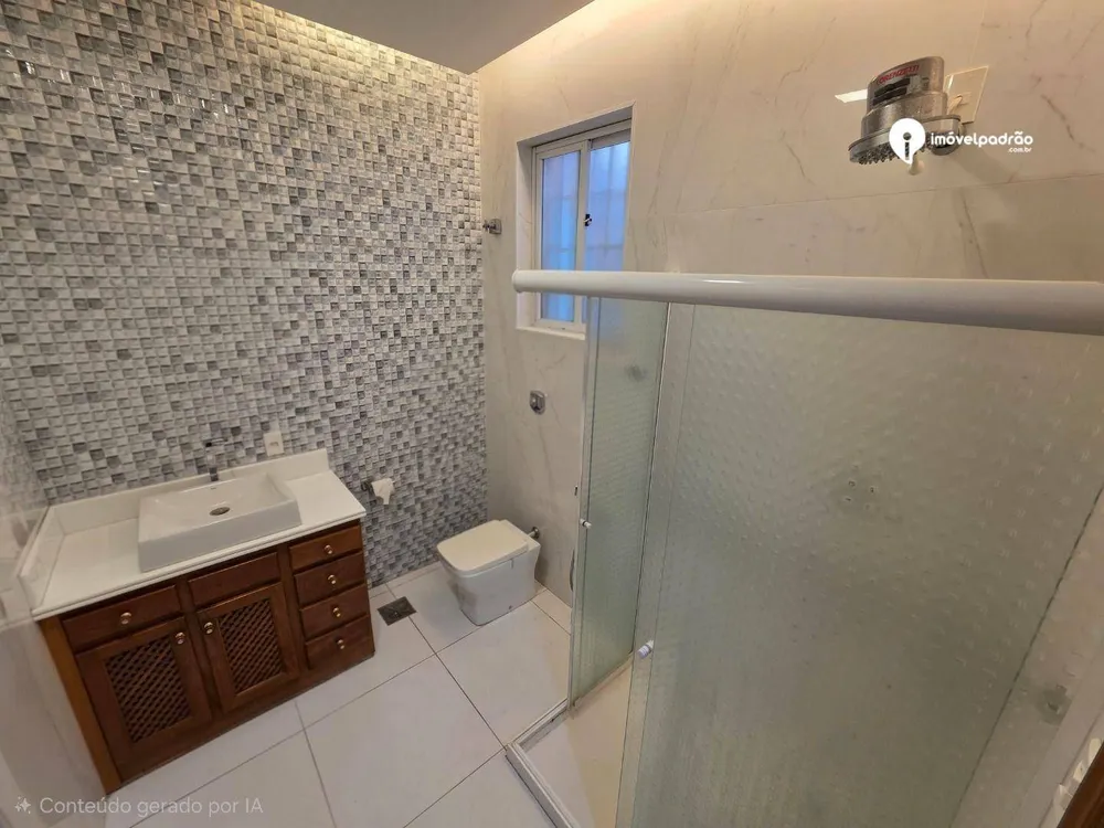 Casa, 3 quartos, 240 m² - Foto 37